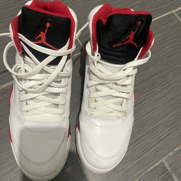 2013 fire red 5s - Picture 2 of 5